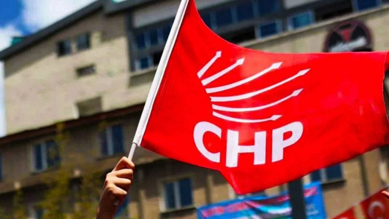 'Mutlak butlan' kararı sonrası CHP'ye 'kurultay' operasyonu: 11 kişiye tutuklama talebi