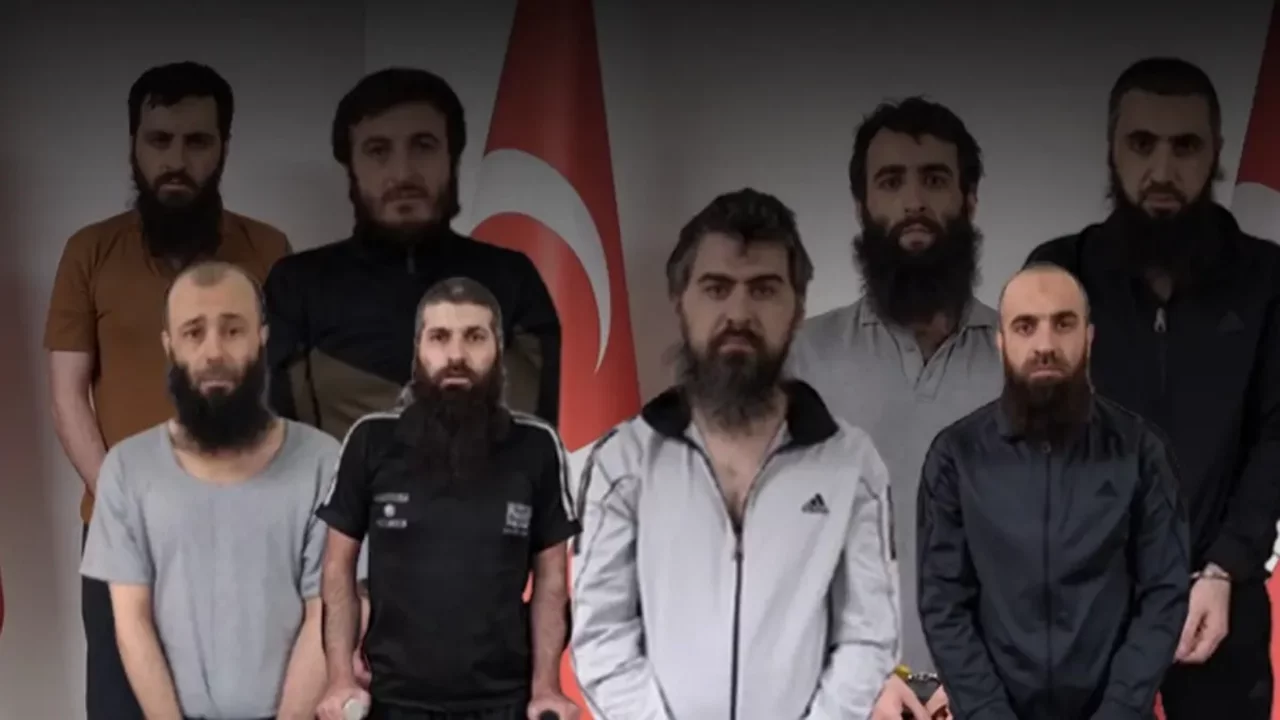 MİT'ten sınır ötesinde DEAŞ operasyonu: Kırmızı bültenle aranan 10 terörist yakalandı