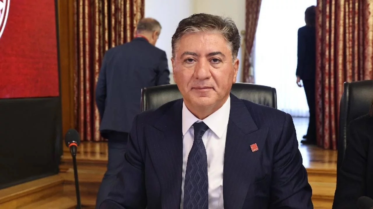 CHP'li Emir'den, Cumhurbaşkanı Erdoğan'a Trump tepkisi: Meşruiyet Beyaz Saray'dan değil, millette...