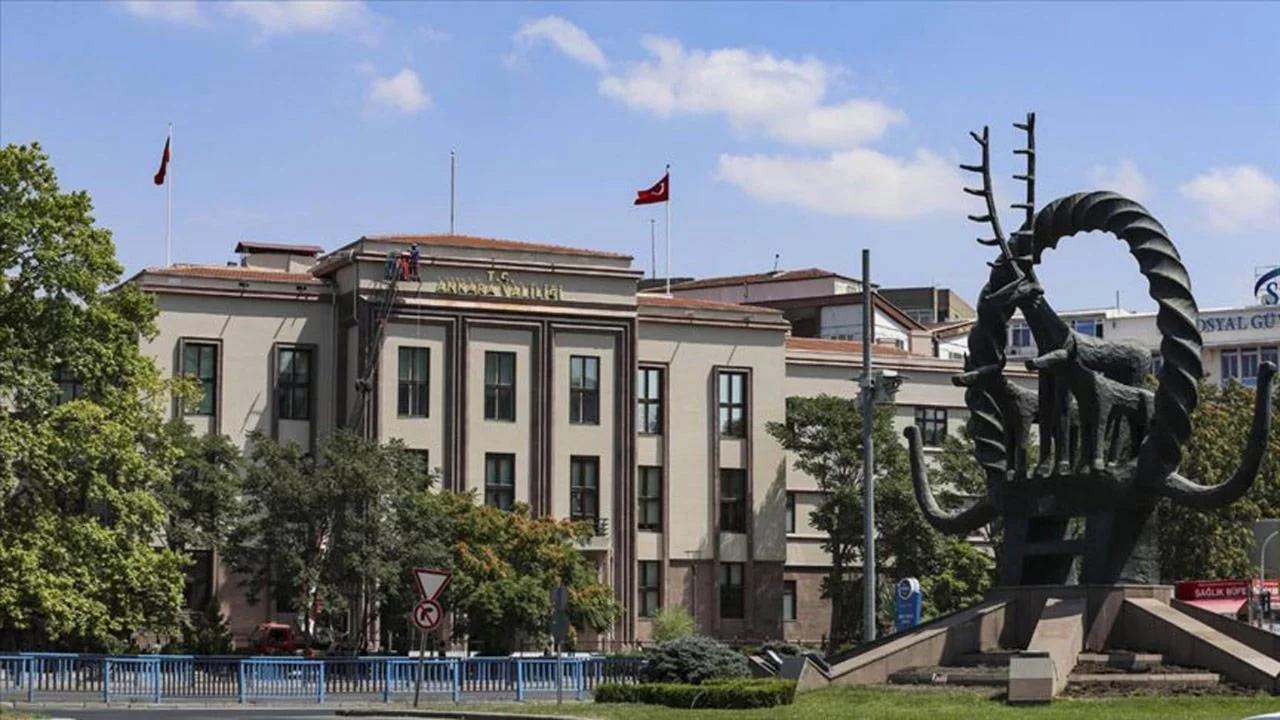 Ankara Valiliği açıkladı: Emniyet'e talimat verildi, CHP Genel Merkezi boşaltılacak!