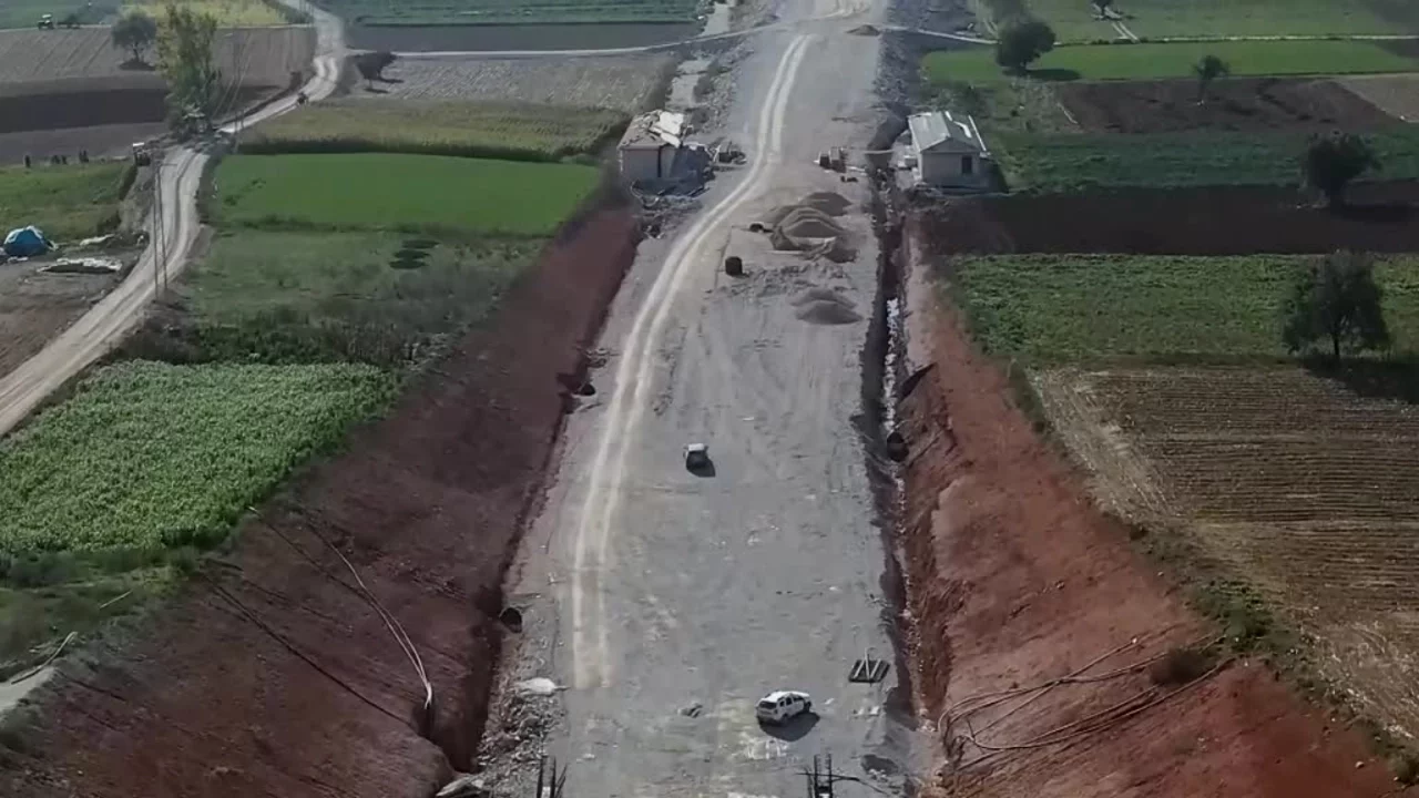 Bakan Uraloğlu: Bursa-Ankara ve Bursa-İstanbul arası seyahat süresi 2 saat 15 dakikaya düşecek