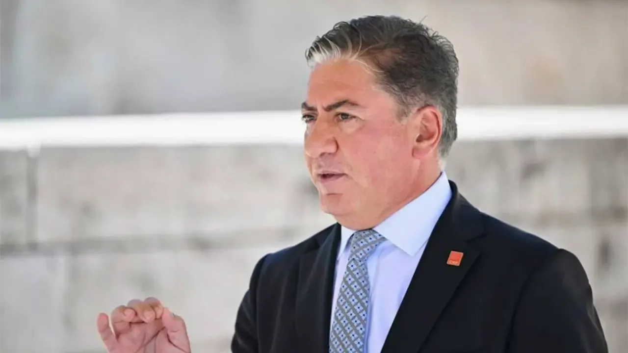 CHP Grup Başkanvekili Emir: Bu bir darbe girişimidir, İçişleri Bakanı'ndan durumu görüşmek için r...