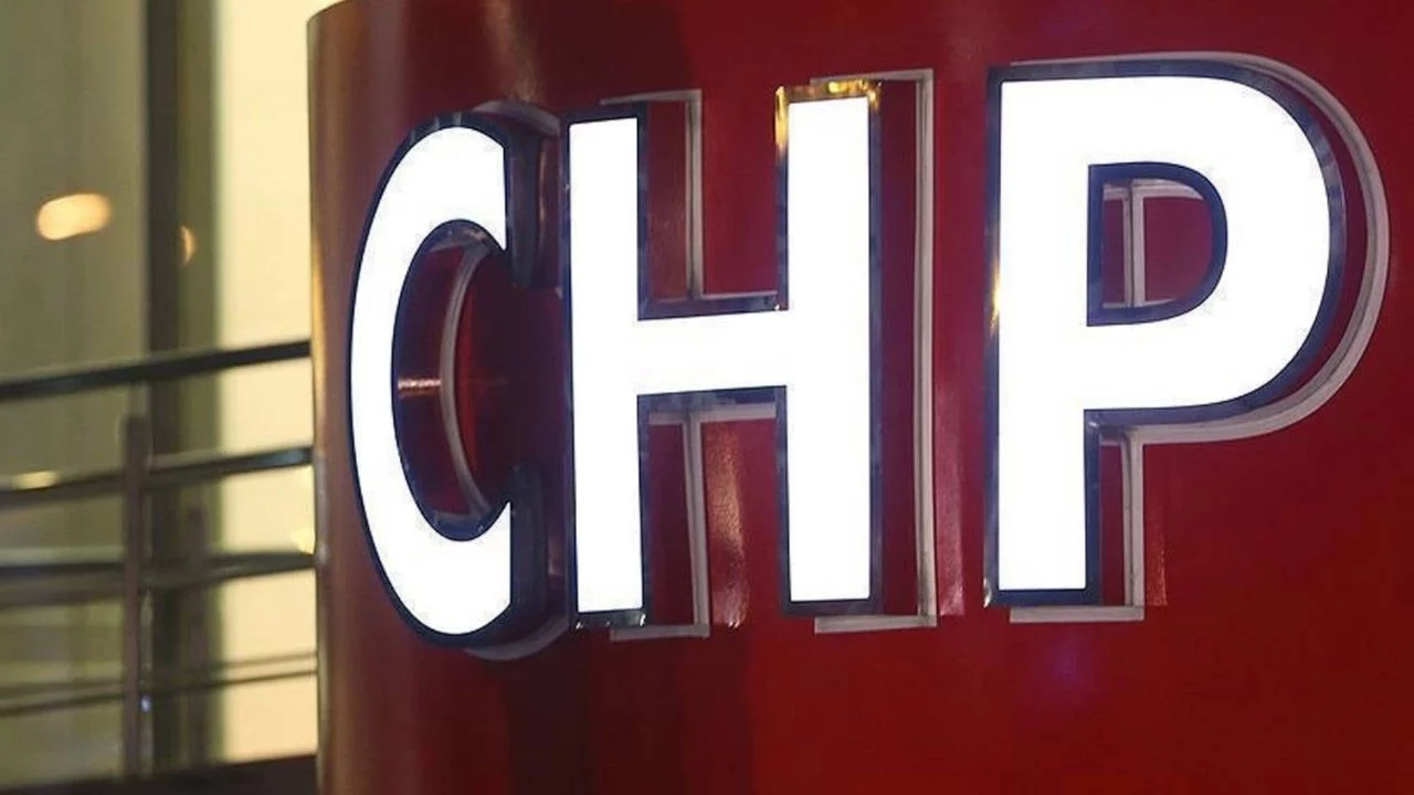 CHP'den, İstanbul'un 3 ilçesinde meydanlara çıkma çağrısı