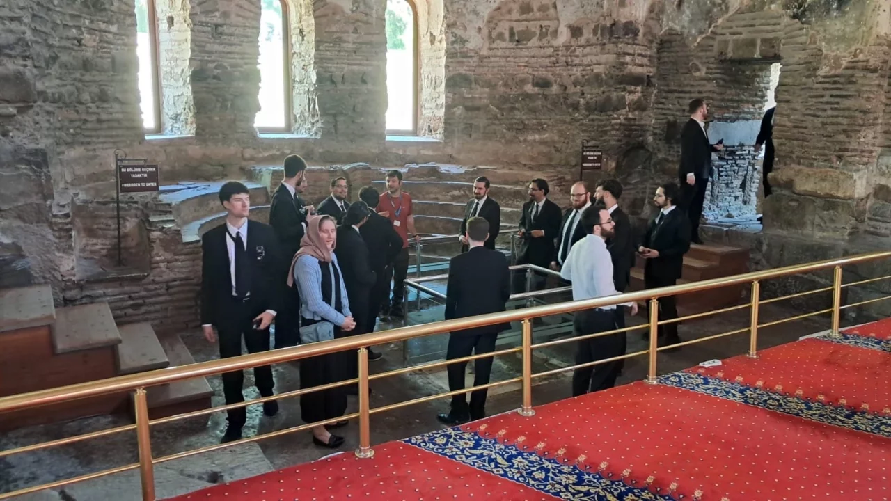 ABD'li papazlardan İznik'e tarih turu