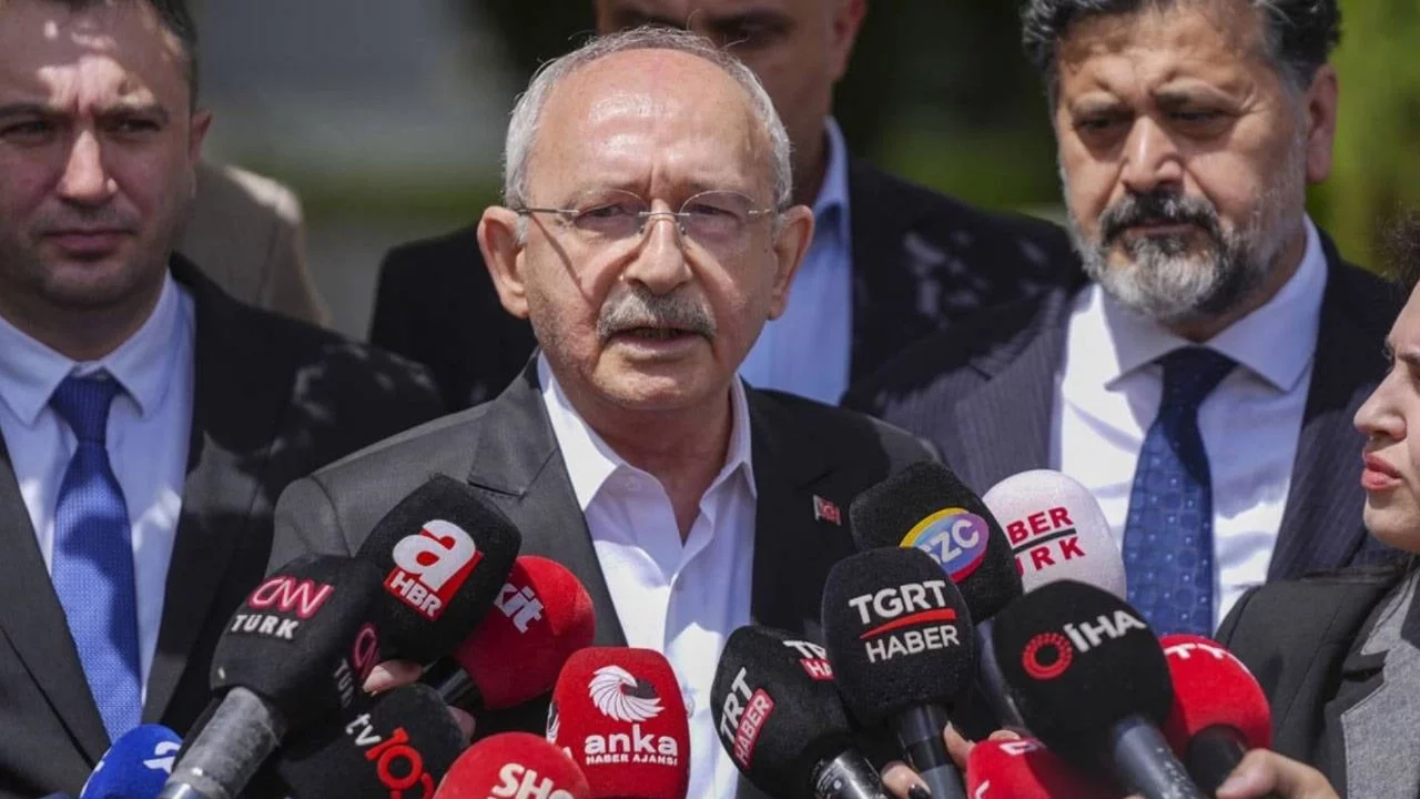 CHP Ayvalık İlçe Başkanı'ndan Kılıçdaroğlu hakkında kesin ihraç talebi