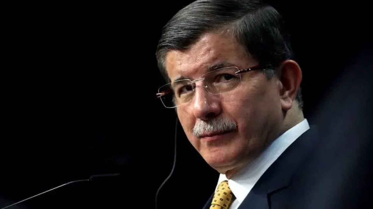 Davutoğlu'ndan 'Bilgi Üniversitesi' açıklaması