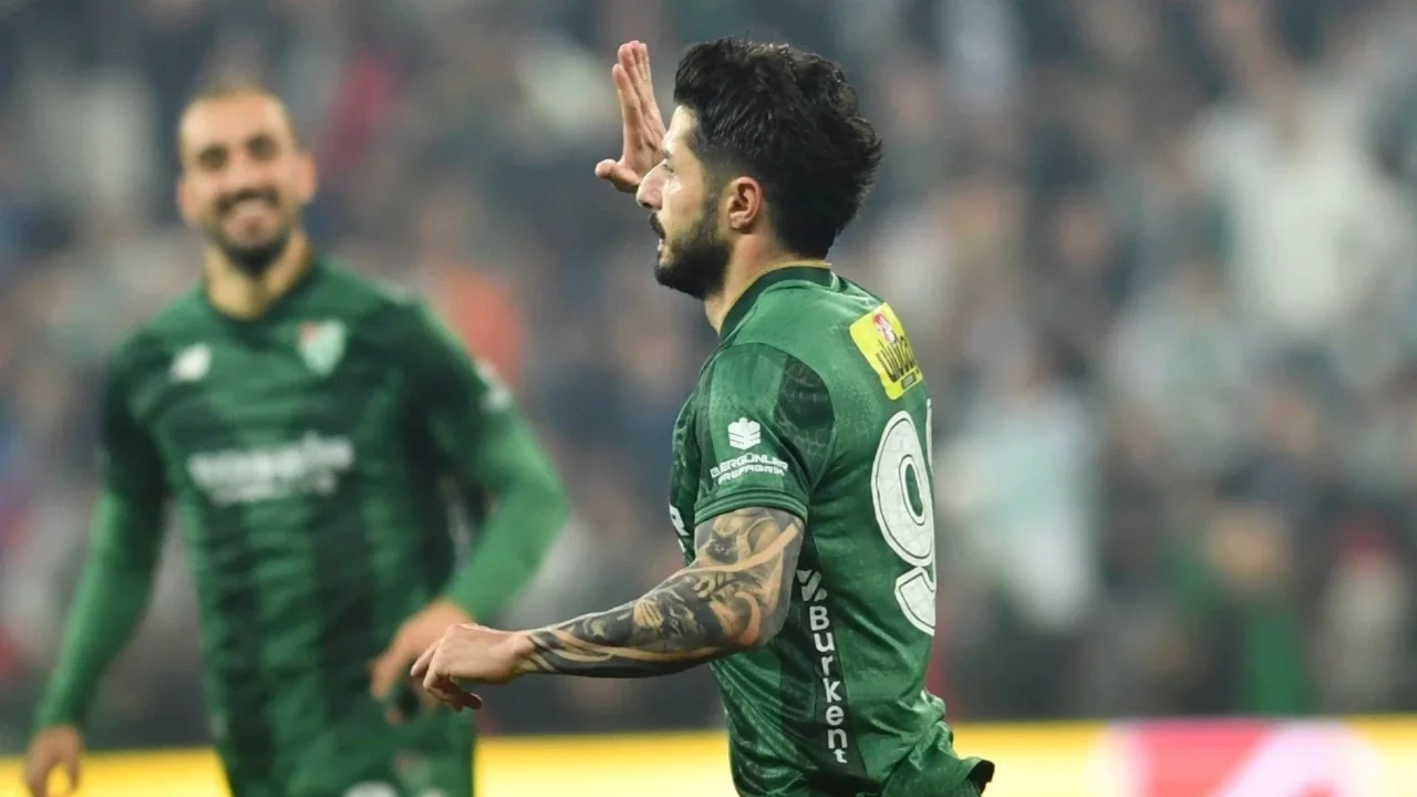 Bursaspor'da Barış Gök ile yola devam kararı