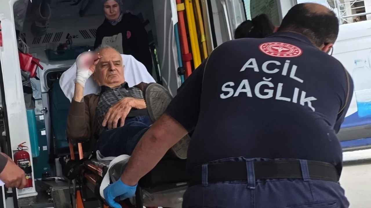 Bursa'da bir anlık dikkatsizlik hastanelik etti! Elini bıçkı makinesine kaptırdı, parmağı koptu
