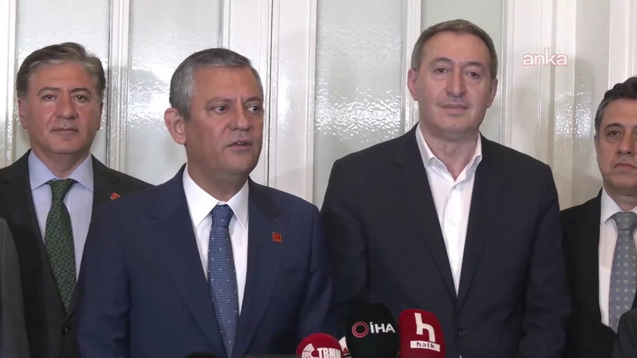 Özgür Özel'den, AK Parti Sözcüsü Ömer Çelik'in 'mutlak butlan' açıklamasına dair ilk sözler