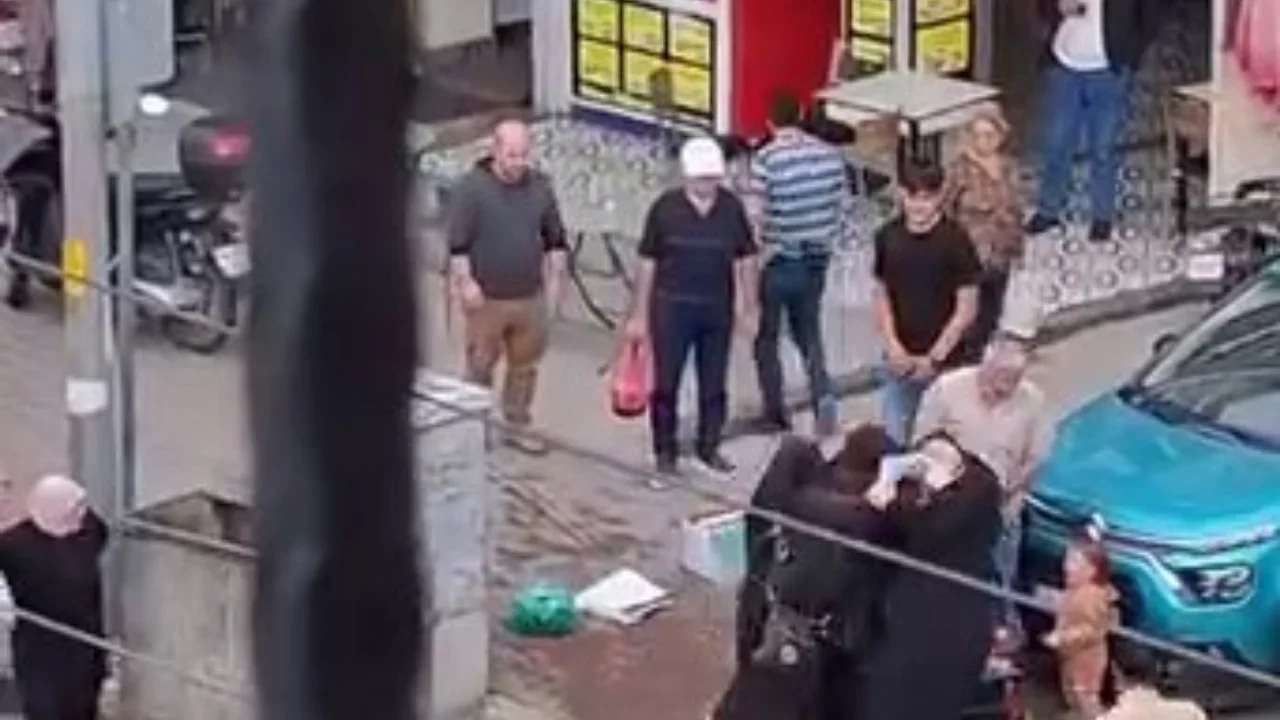 Bursa'da dilenciler yer kavgasında birbirine girdi!
