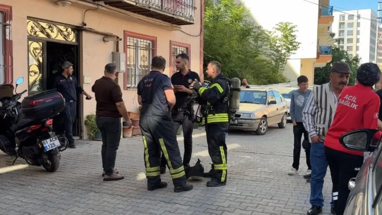 Kötü kokuların geldiği evden cansız beden çıktı