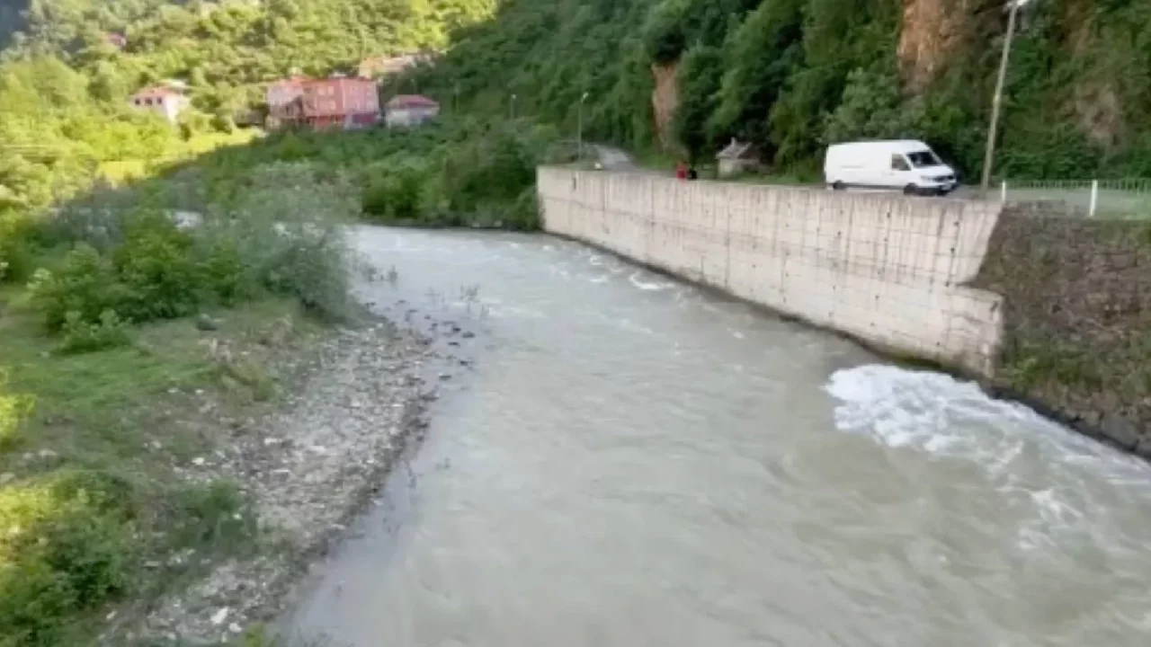 Balık tutmak için açılmışlardı; amca, yeğen yaşamını yitirdi