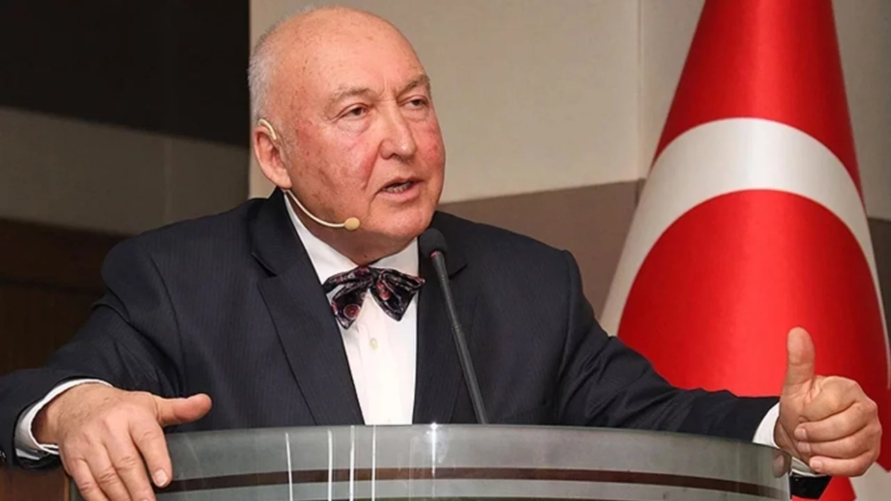 Ünlü profesör Ahmet Ercan yalnız bırakıldığı iddiasıyla eşine boşanma davası açtı