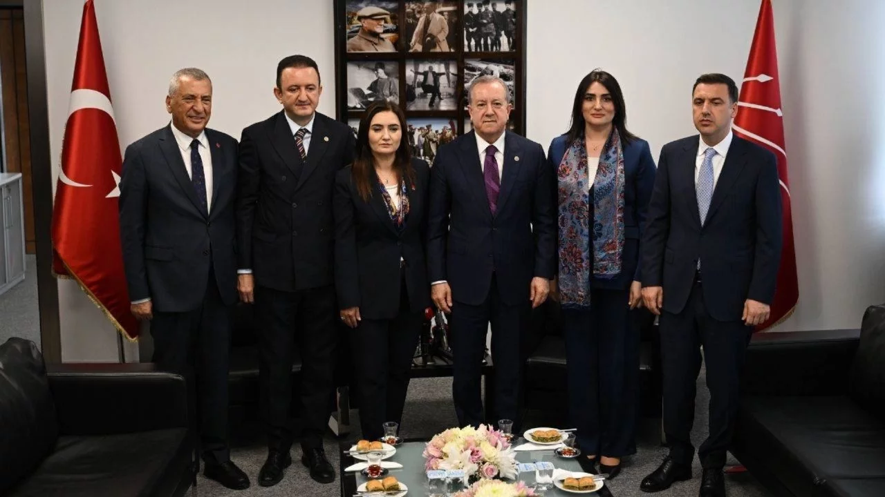 MHP'den Kılıçdaroğlu heyetine bayramlaşma ziyareti