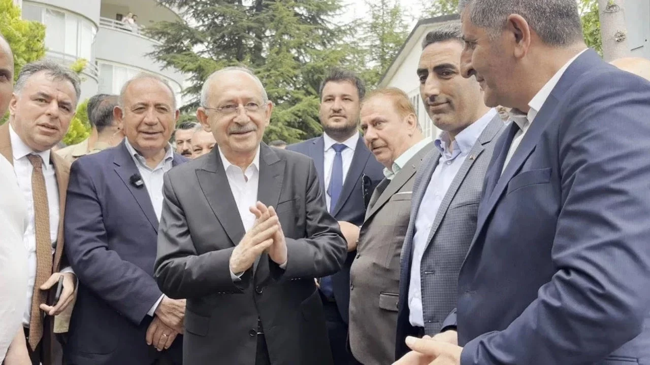 Gürsel Tekin ve Barış Yarkadaş'tan Kılıçdaroğlu'na bayramlaşma ziyareti