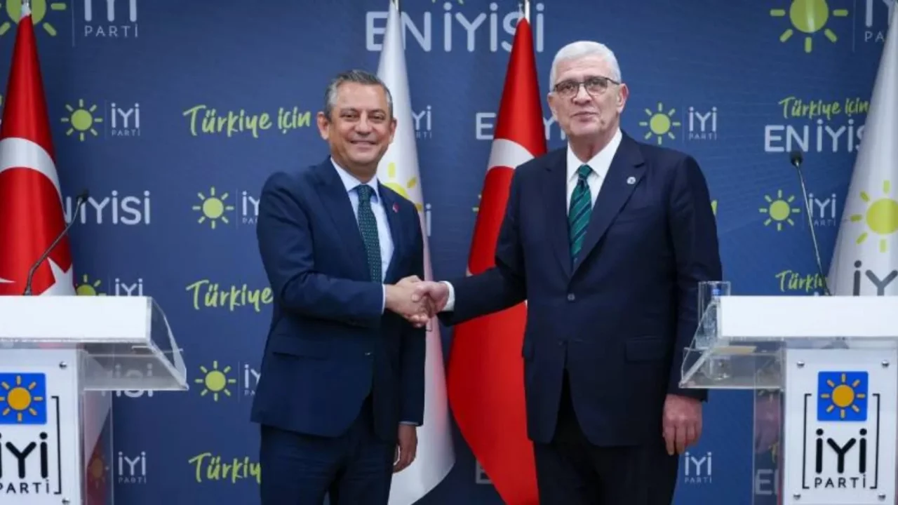 İYİ Parti'den CHP süreci üzerinden dikkat çeken çıkış: "Seçilmişleri tanıma üzerine bir pozisyon aldık"