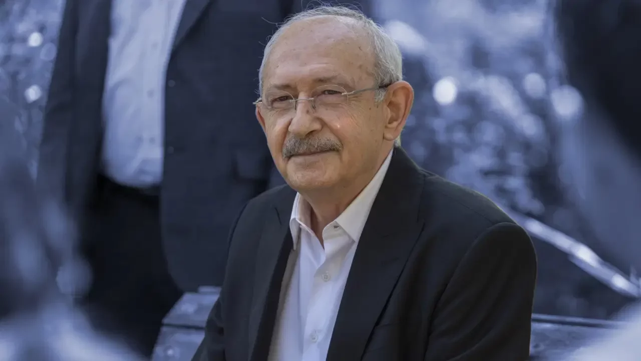 Kılıçdaroğlu'nun yapacağı PM ve YDK toplantıları ertelendi: Siyasi isimlerden karara tepki yağdı!