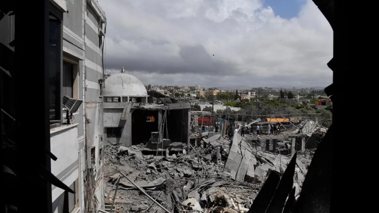 İsrail'in Lübnan saldırılarında ölü sayısı 3 bin 324'e çıktı