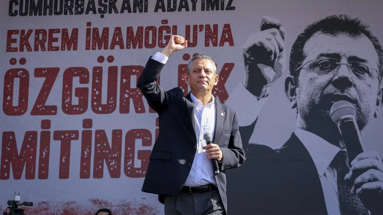 İmamoğlu ve Özel'den bayramlaşma için Ankara İl Başkanlığı'na çağrı