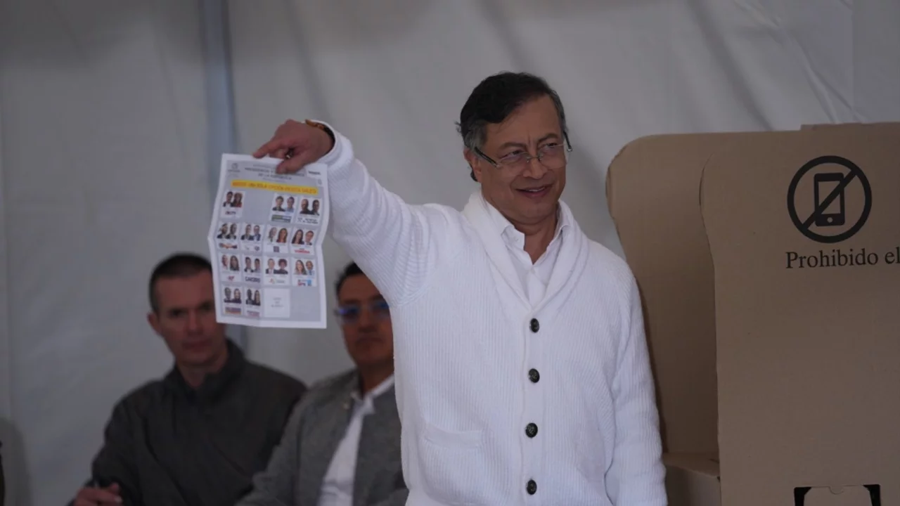 Kolombiya Cumhurbaşkanı, seçim sonuçlarını tanımadığını ilan etti