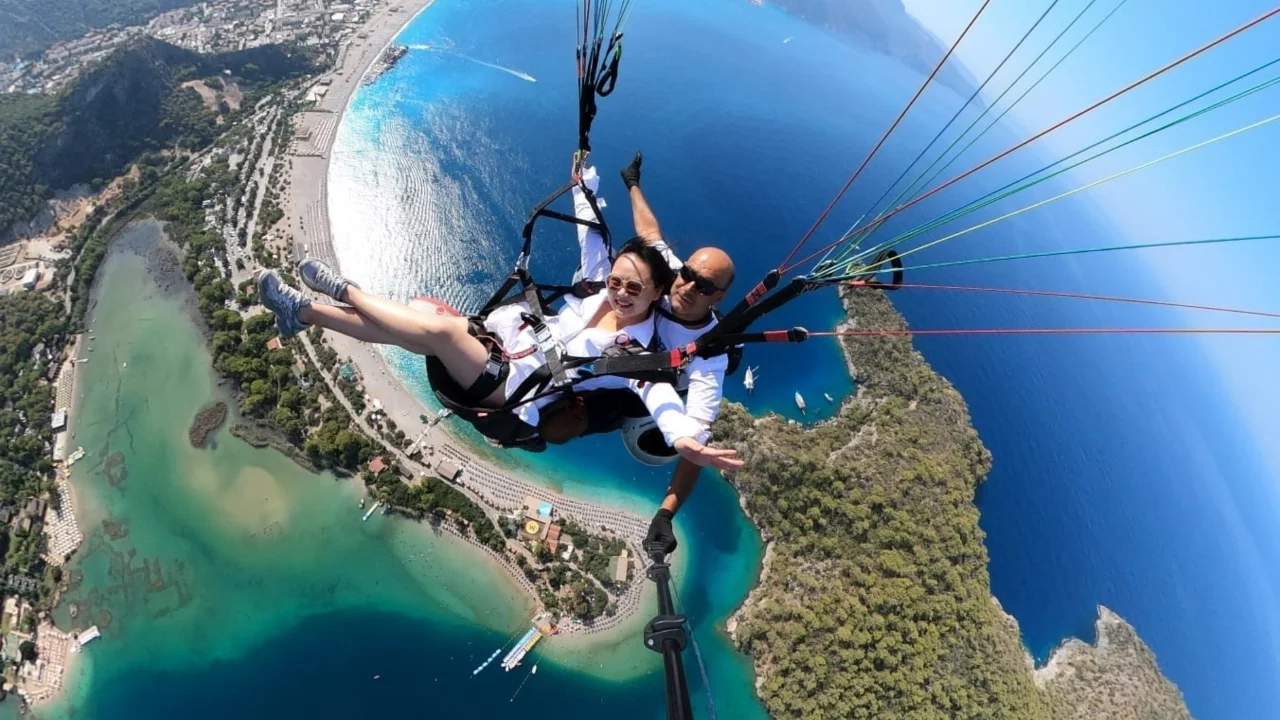 Fethiye'de 7 günde 8 bin 435 kişi yamaç paraşütü yaptı