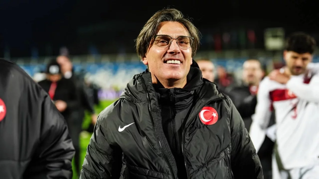 Teknik Direktör Vincenzo Montella: "Ben geleceği de planlamaya çalışıyorum"