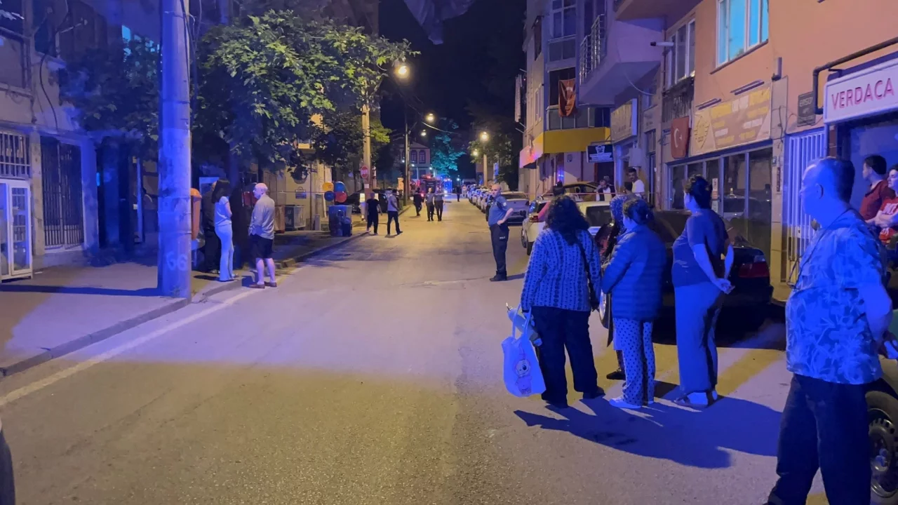 Bursa'da gece yarısı panik! Kazanın ardından doğal gaz alarmı