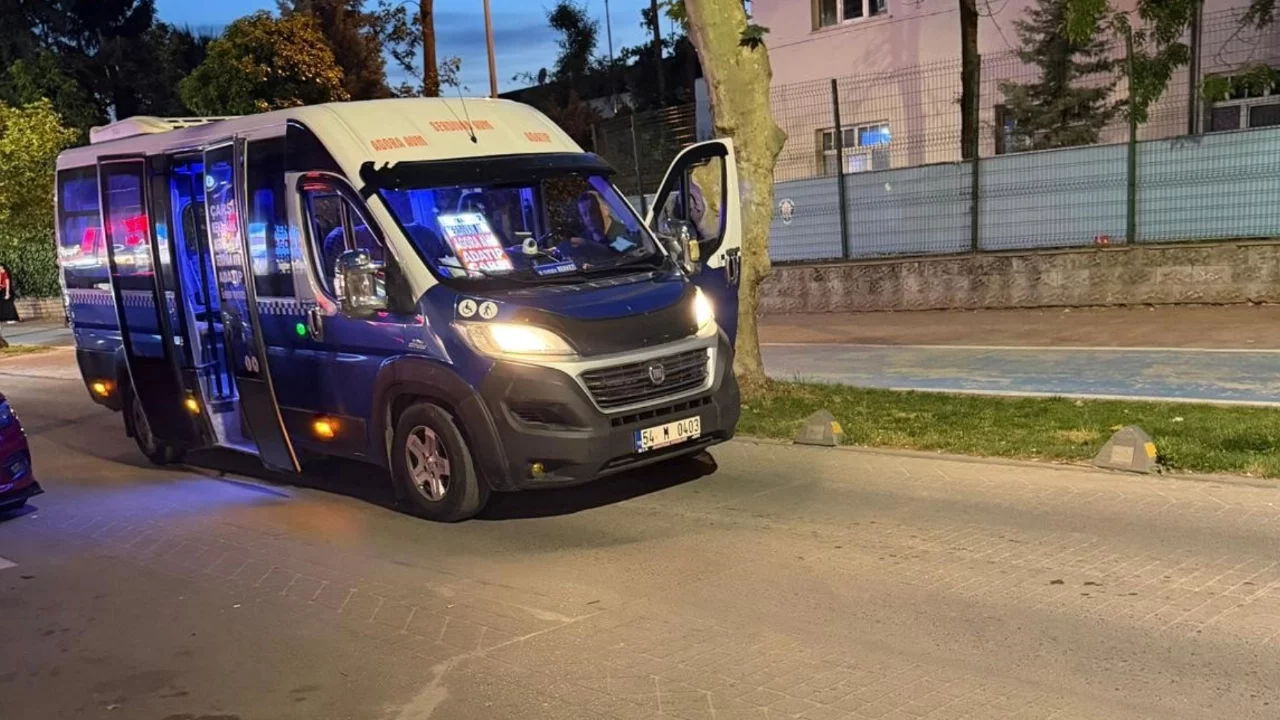 Minibüsün çarptığı 16 yaşındaki çocuk hayatını kaybetti