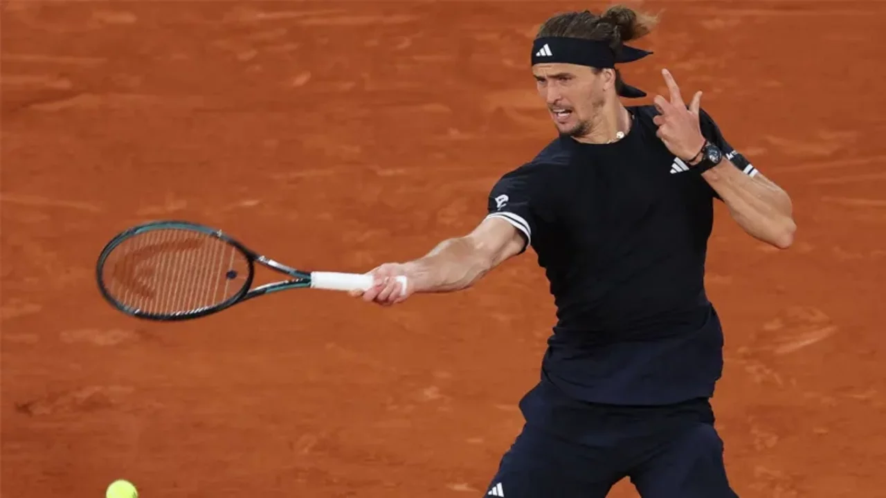 Erkeklerde Zverev, kadınlarda Kostyuk ve Andreeva yarı finalde