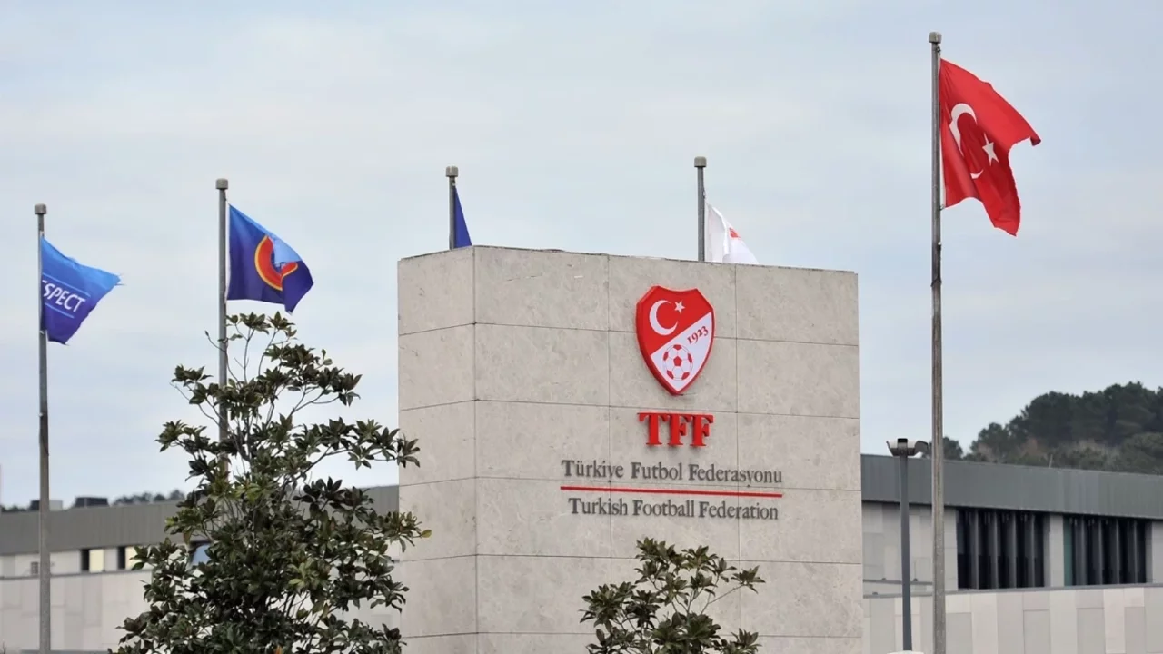 Trabzonspor ve Konyaspor'a para cezası