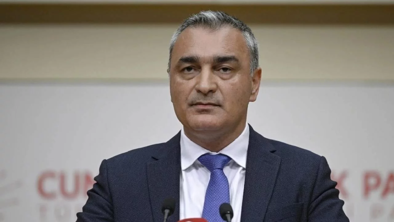 Kılıçdaroğlu'nun Basın Sözcüsü Sarı: Özgür Özel ile görüşmek için diyalog heyeti kuracağız