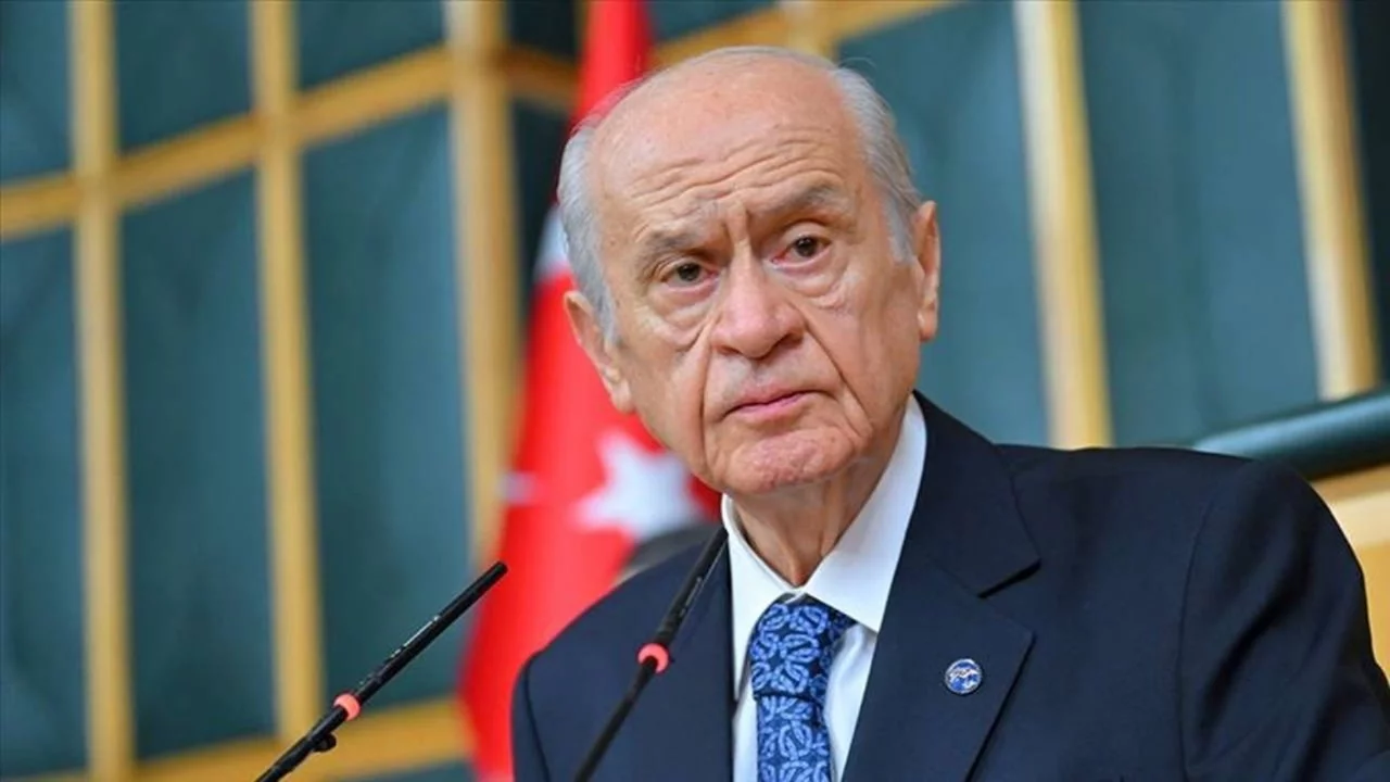MHP lideri Bahçeli'den CHP mesajı: Paralel liderlik toplumsal istikrarı bozar