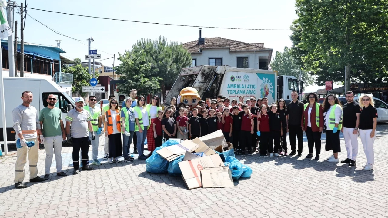 Nilüfer Belediyesi çevre etkinliklerinin ilkini Gölyazı'da gerçekleştirdi