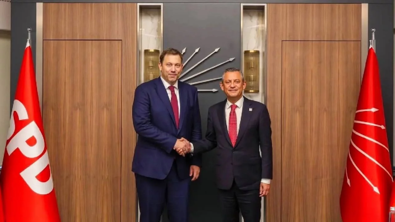 SPD heyetinden Özgür Özel'e destek ziyareti