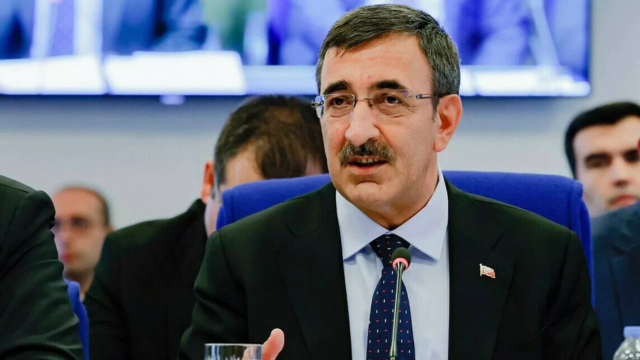 Cevdet Yılmaz: Enflasyonla mücadele etmeye devam ediyoruz