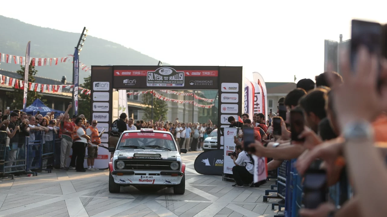 50. Yeşil Bursa Rallisi öncesi start seremonisi yapıldı