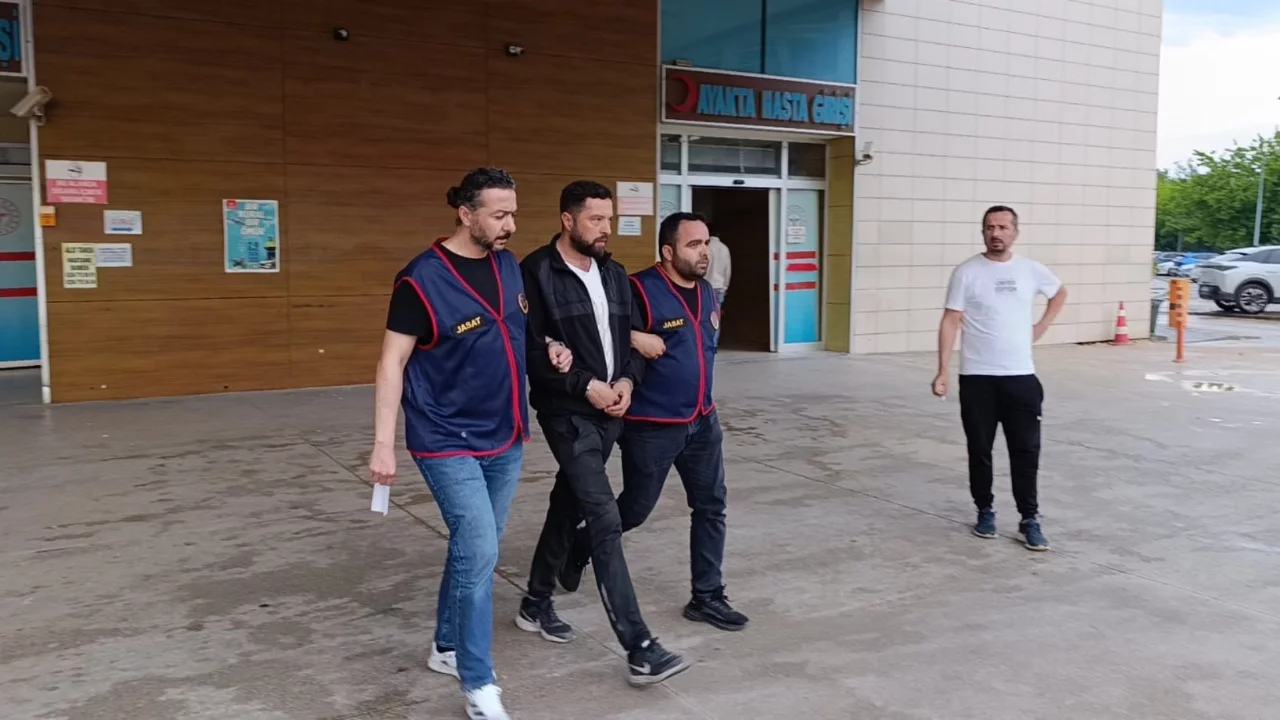Bursa'da 18 yıl hapis cezasıyla aranıyordu, jandarma yakaladı