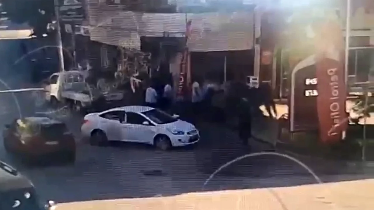 Bursa'da 'Önüne bak' tartışması kavgaya dönüştü: 6 kişi tutuklandı