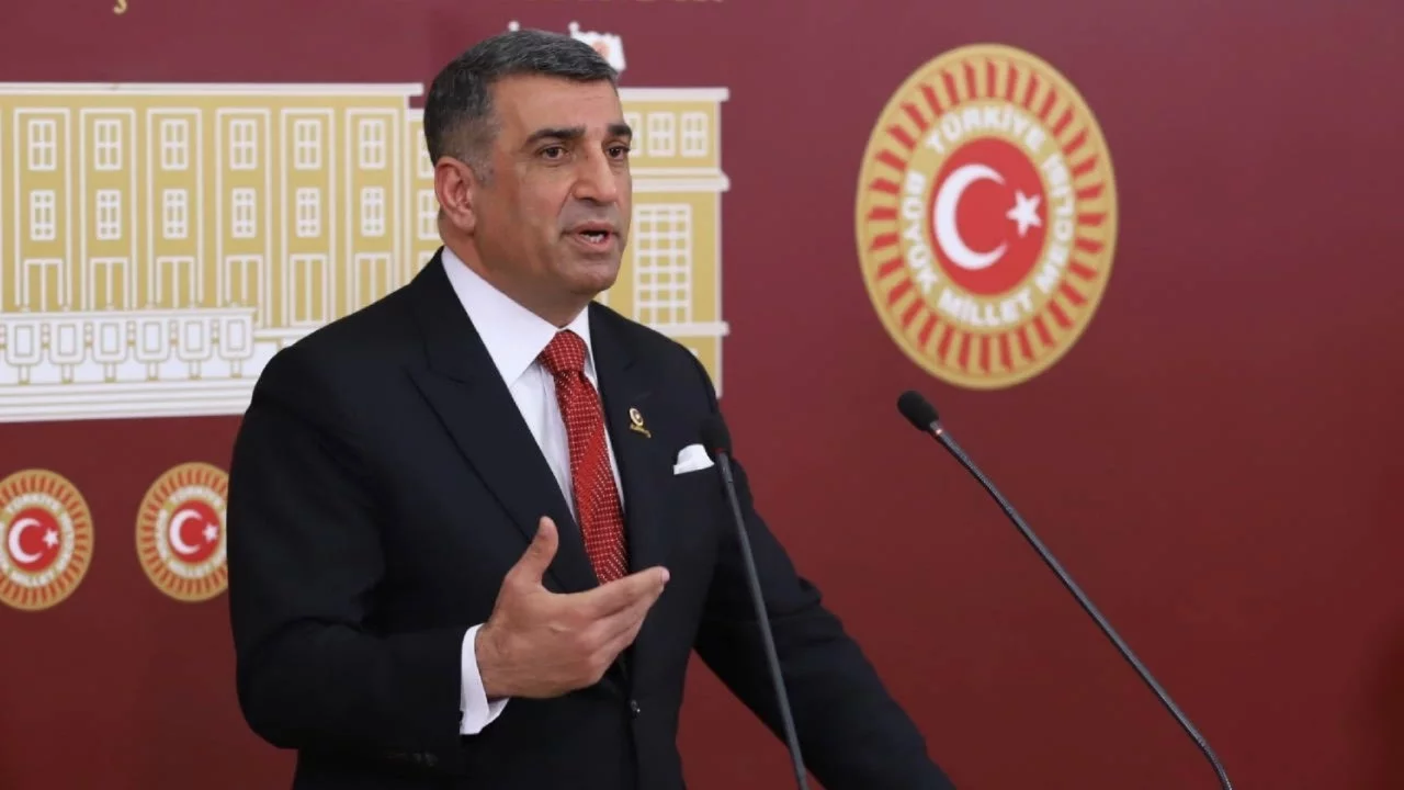 Gürsel Erol: "Kılıçdaroğlu ve Özgür Özel'in grup toplantılarına katılmama kararı aldık"
