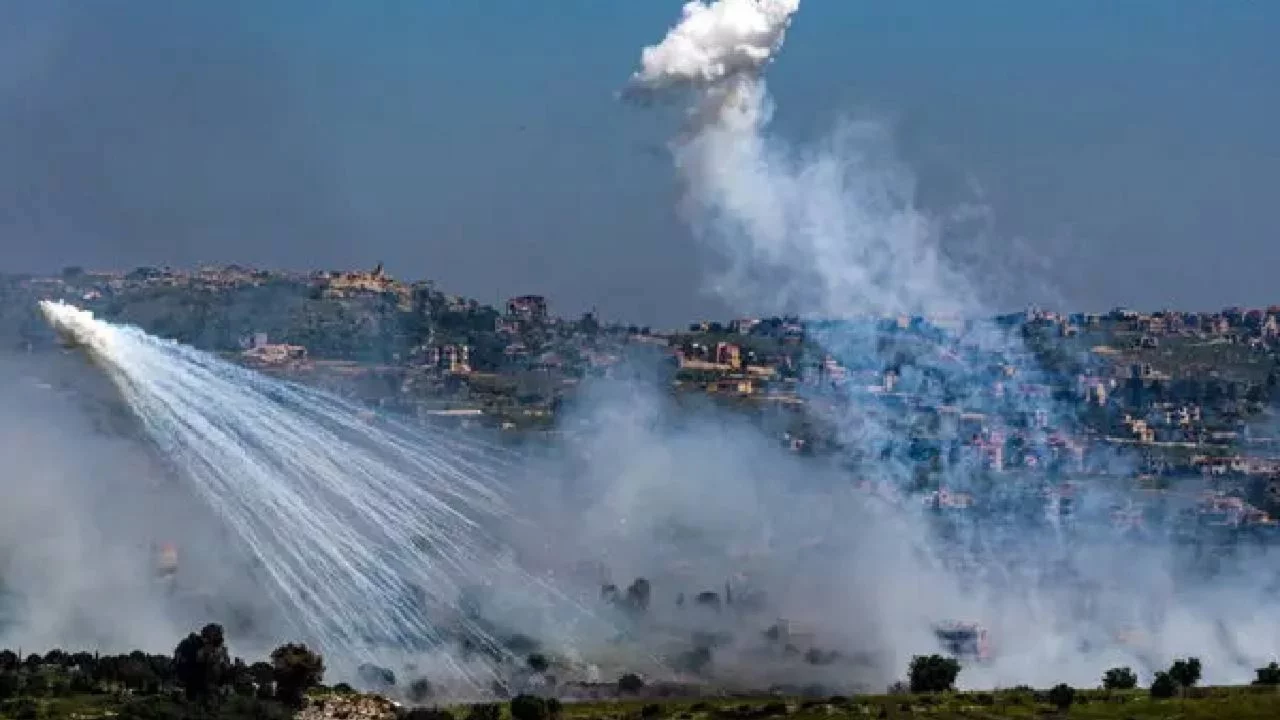 New York Times İsrail'in Lübnan'a beyaz fosforla saldırdığı görüntüleri paylaştı