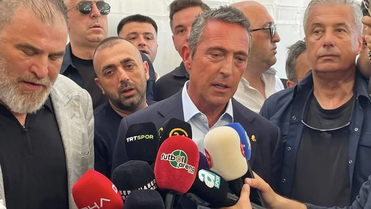 Eski Fenerbahçe Kulübü Başkanı Ali Koç: Kendi içimizde kavga ederken atı alan Üsküdar'ı geçmiş va...