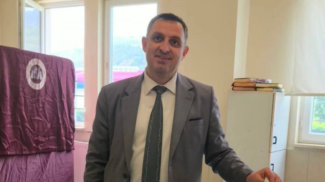 Gemlik'in Ziya Kaya Mahallesi'nde muhtar Şaban İnce oldu