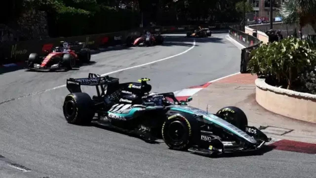 Kimi Antonelli zirveyi kimseye bırakmadı!