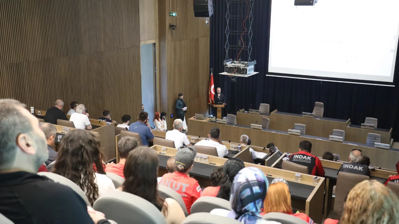 İnegöl'de Çocuk Odaklı Afet Yönetimi Çalıştayının sonuçları konuşuldu