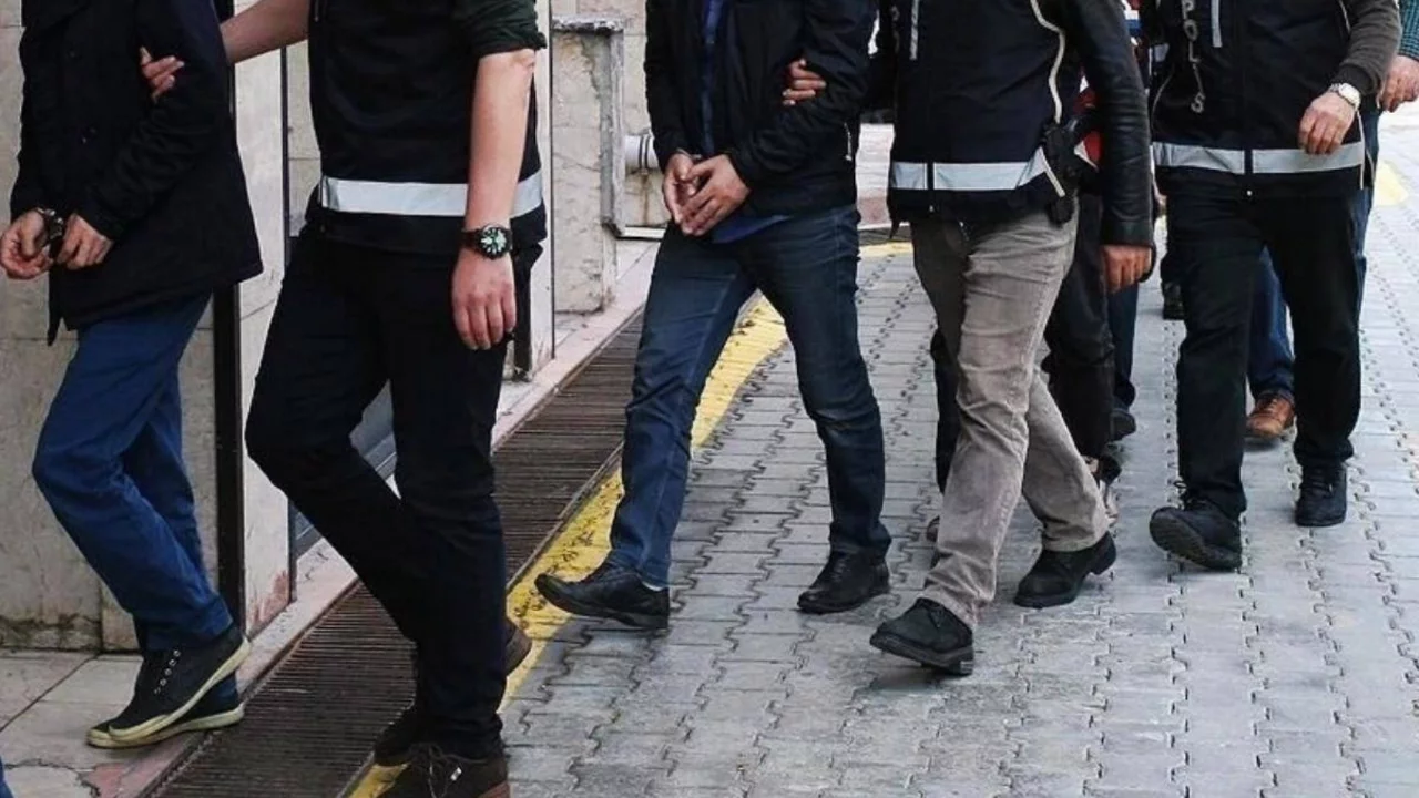 18 ilde siber suçlarla mücadele operasyonu: 194 kişi tutuklandı