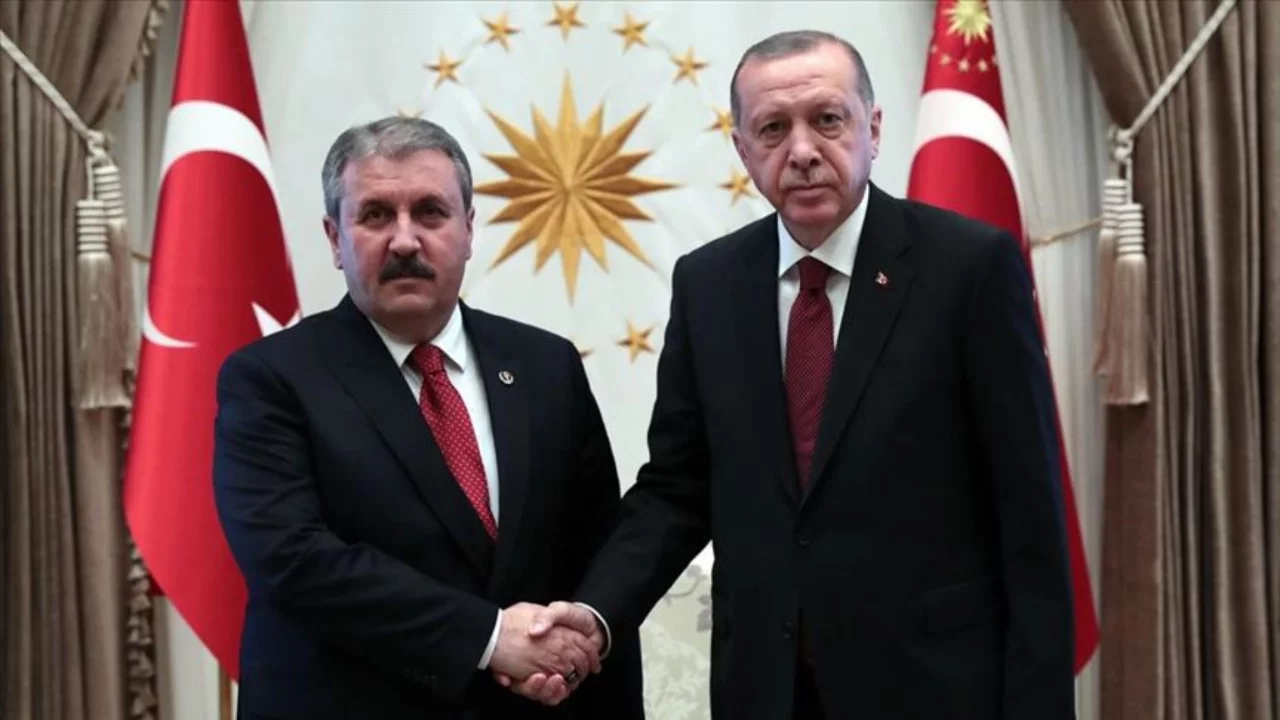 Cumhurbaşkanı Erdoğan'dan, BBP Genel Başkanı Destici'ye tebrik