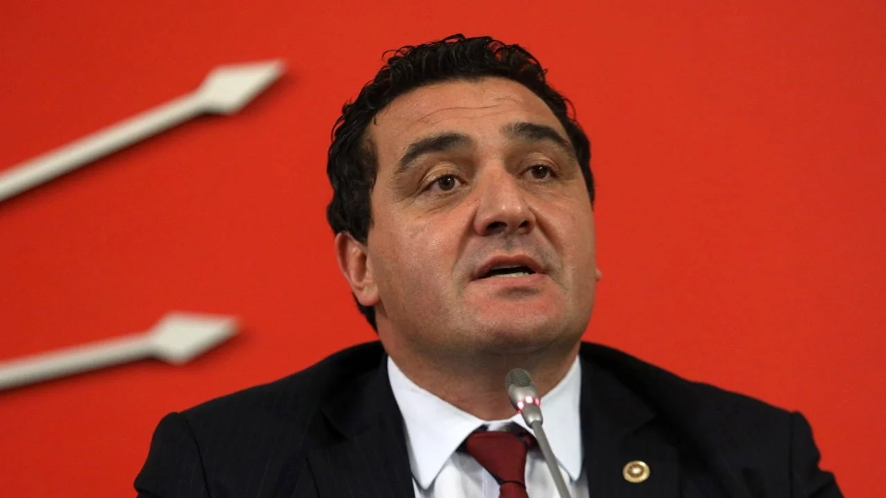 CHP'li Milletvekili Karasu'dan Kılıçdaroğlu'na kurultay çağrısı: 'Kayyum gidecek, irade kazanacak!'