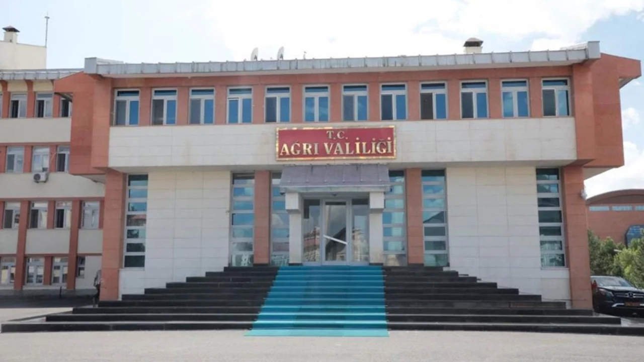 Ağrı Valiliğinden Irmak öğretmen hakkında açıklama