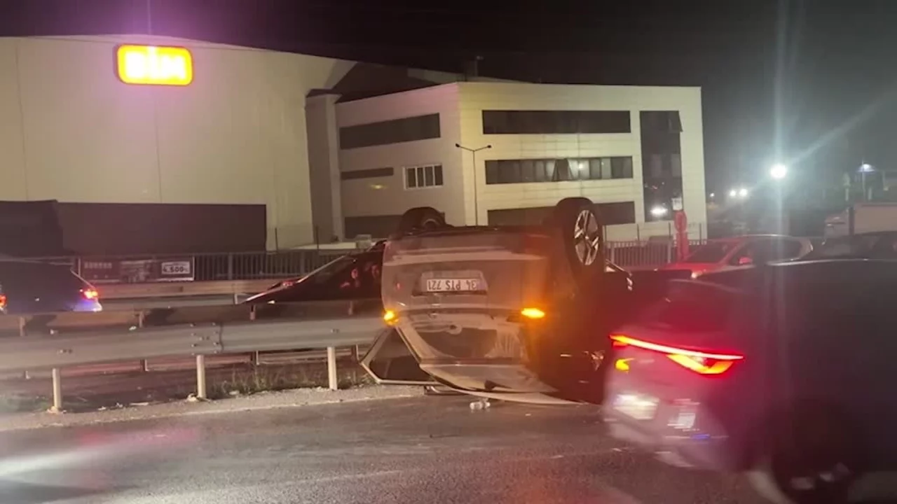 Arnavutköy'de zincirleme trafik kazası: 1 yaralı