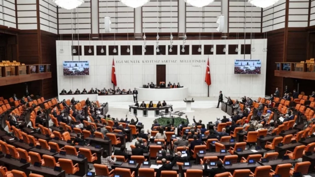 TBMM okul saldırılarını araştırıyor: "İnternette pompalı tüfek 2 bin liraya satılıyor"